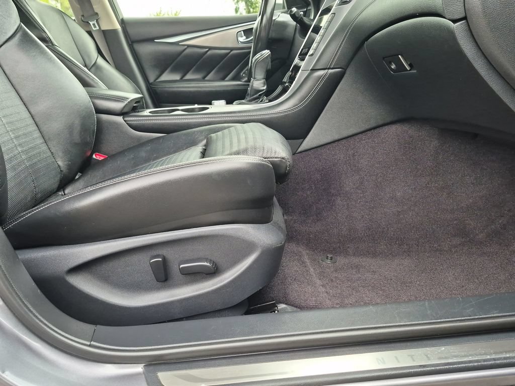 Used 2018 INFINITI Q50 Sport AWD/4WD image 26