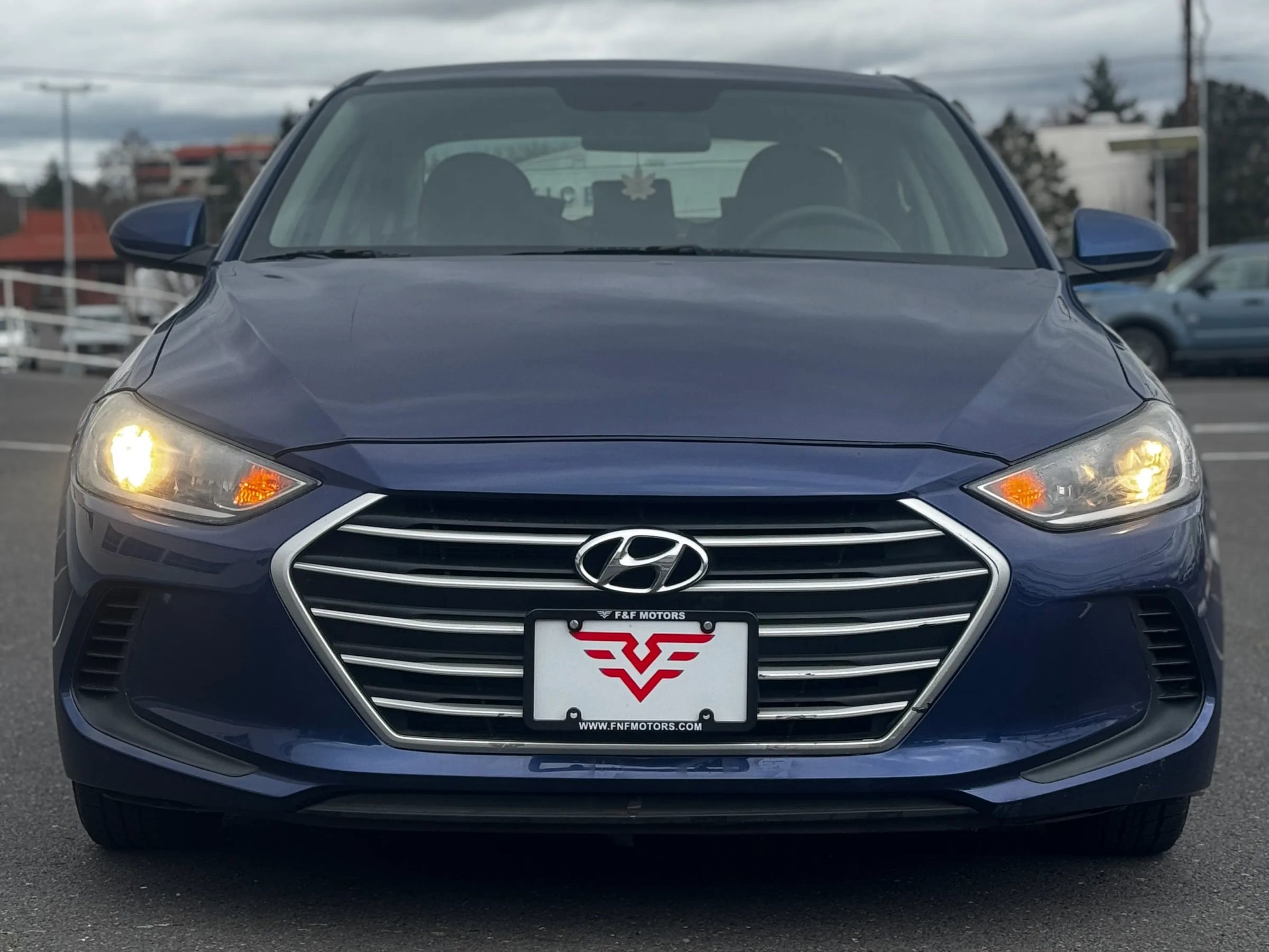 Used 2017 Hyundai Elantra SE image 7