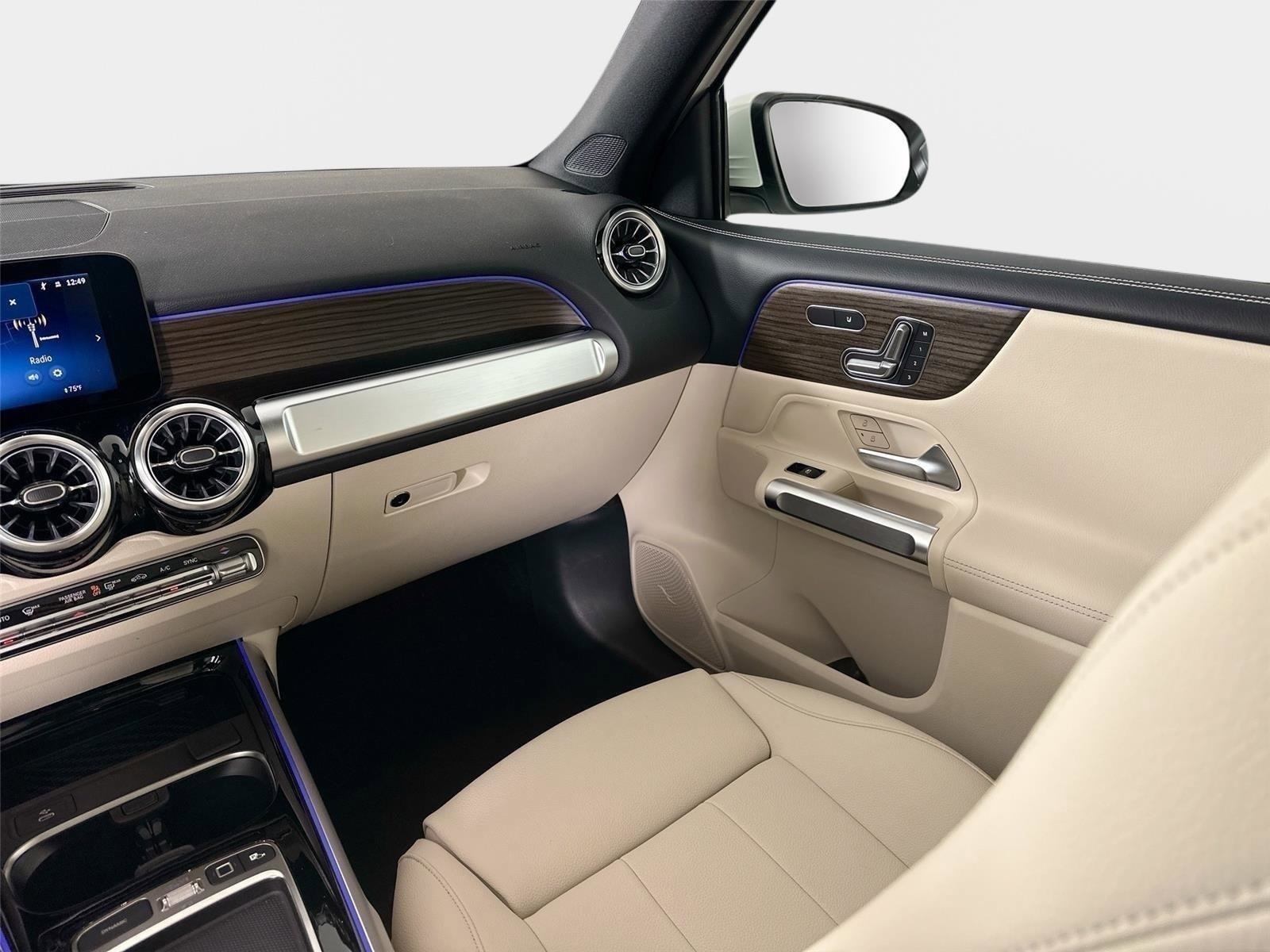 Certified 2026 Mercedes-Benz GLB 250 4MATIC image 29