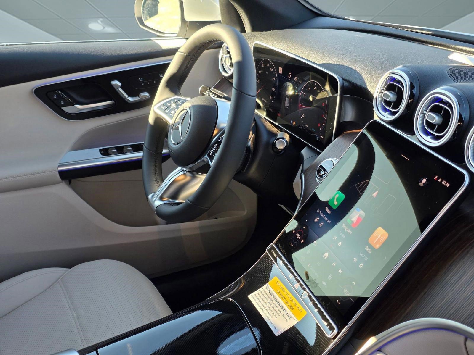 Used 2026 Mercedes-Benz GLC 300 4MATIC image 23