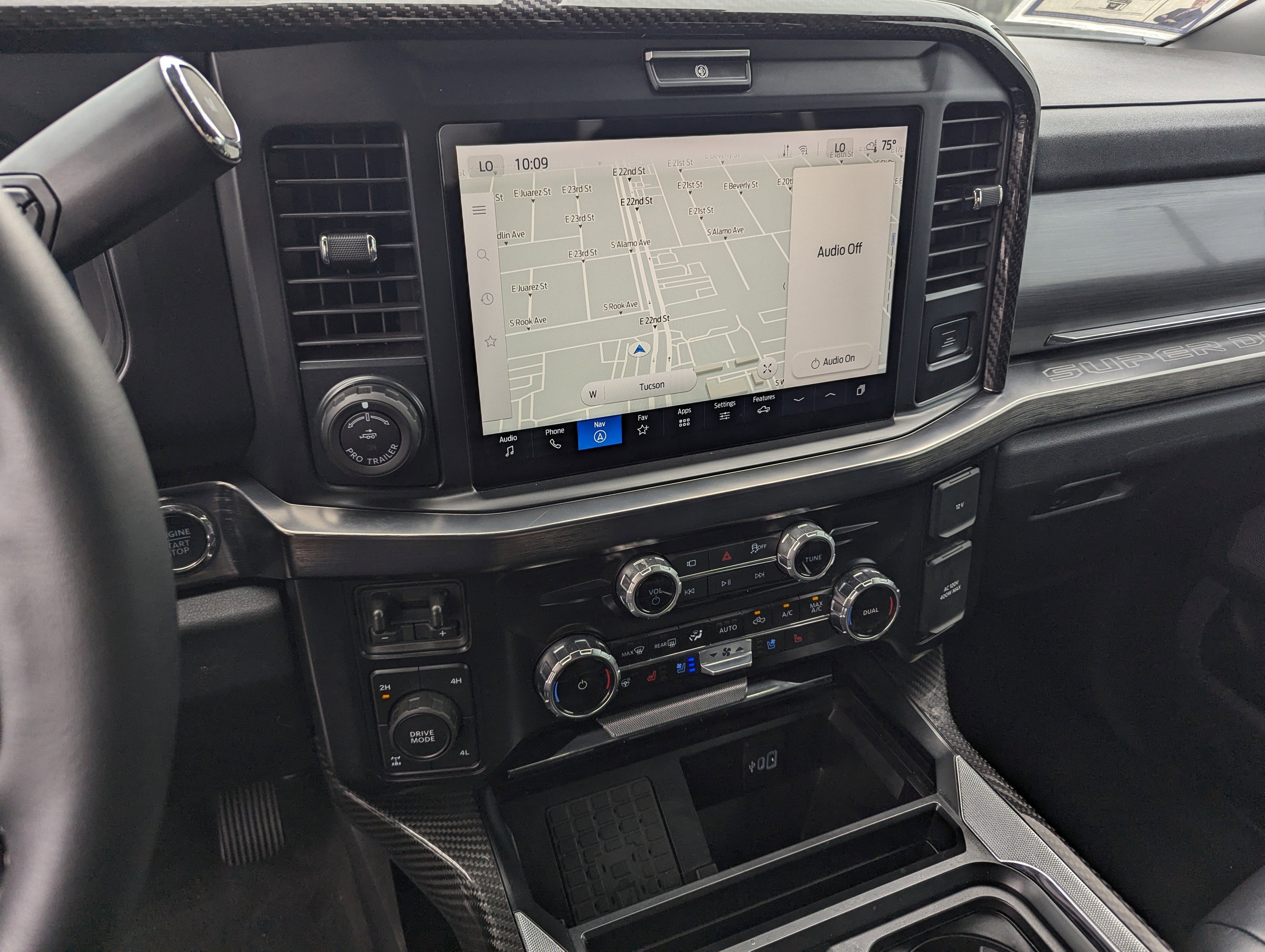 Certified 2025 Ford F250 Lariat w/ Lariat Ultimate Package image 10