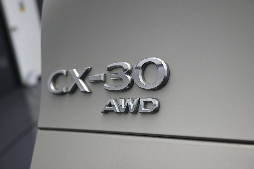 Used 2023 MAZDA CX-30 AWD 2.5 S w/ Premium Package image 34