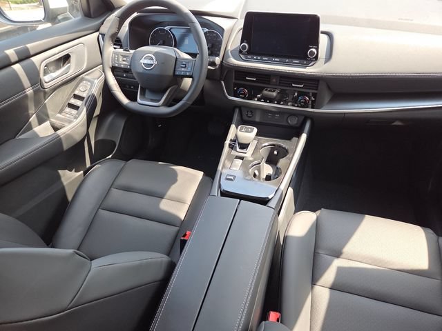 New 2026 Nissan Rogue SV w/ SV Premium Package FWD image 23