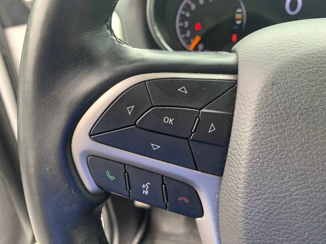 Used 2022 Jeep Grand Cherokee Laredo X AWD/4WD image 26