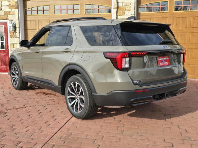 New 2026 Ford Explorer ST-Line image 5
