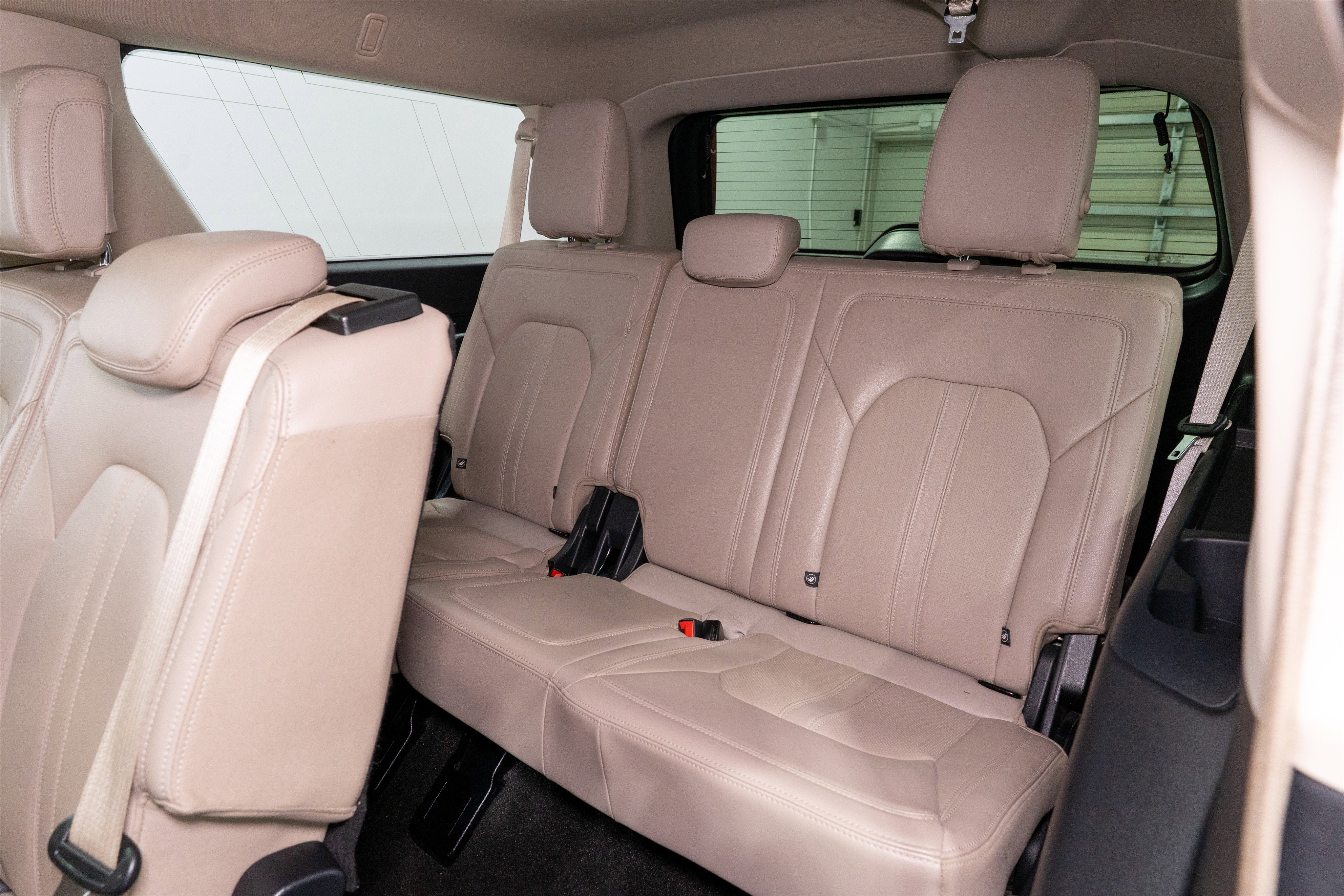 Used 2023 Ford Expedition Max Limited image 34