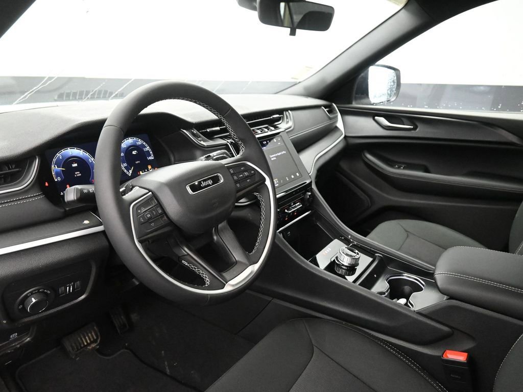 New 2026 Jeep Grand Cherokee L Laredo w/ Trailer Tow Package image 16