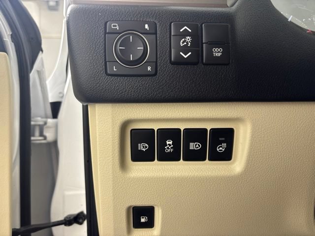 Used 2023 Lexus GX 460 Premium AWD/4WD image 17