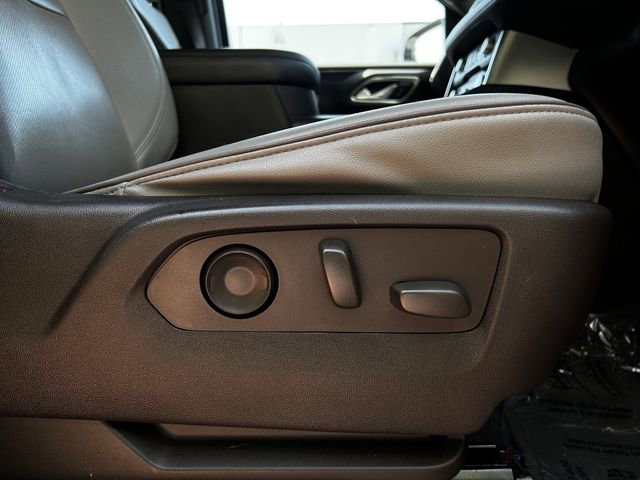 Used 2023 GMC Yukon SLT RWD image 32