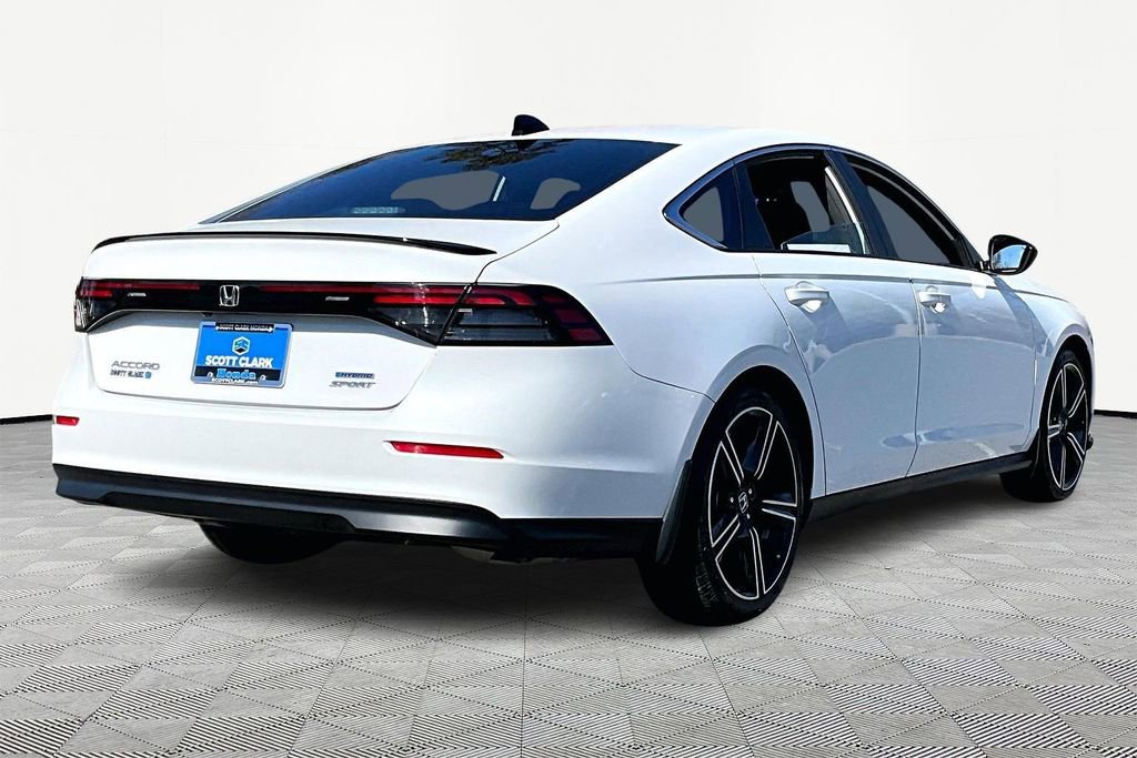 Used 2025 Honda Accord Sport image 6
