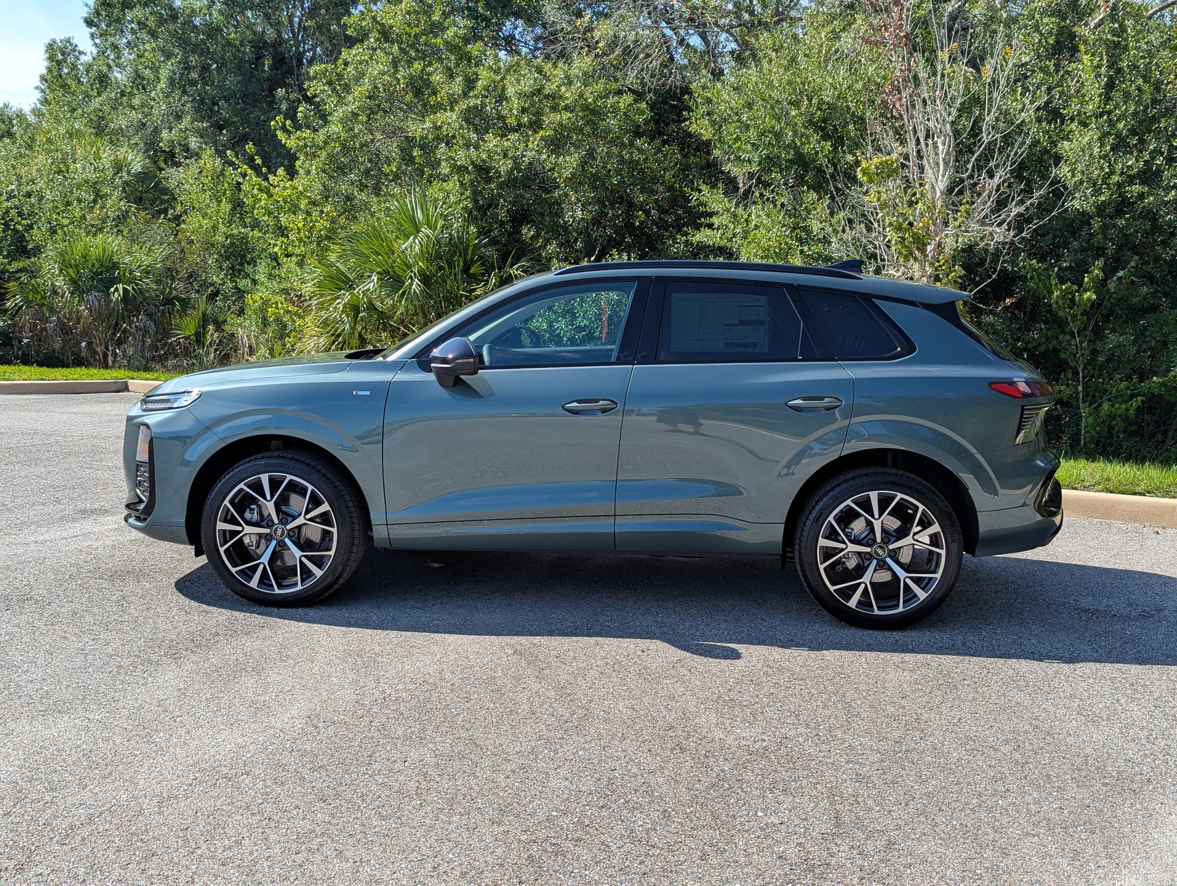 New 2026 Audi Q3 quattro 2.0T AWD/4WD image 4