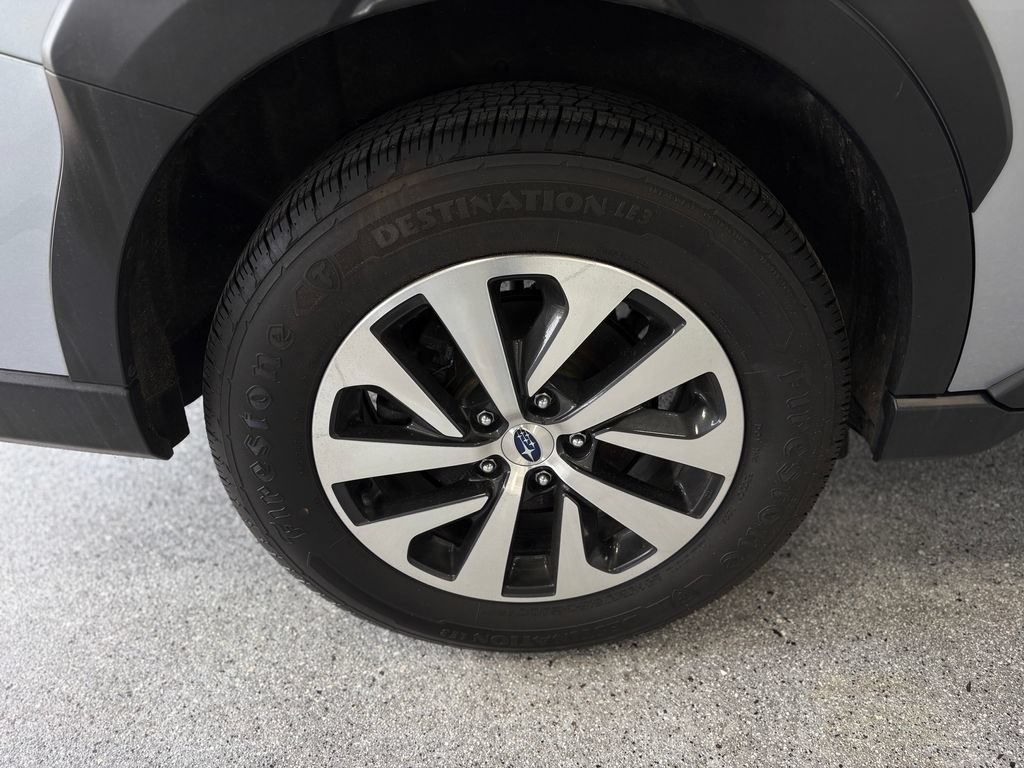 Used 2023 Subaru Outback Premium AWD/4WD image 26