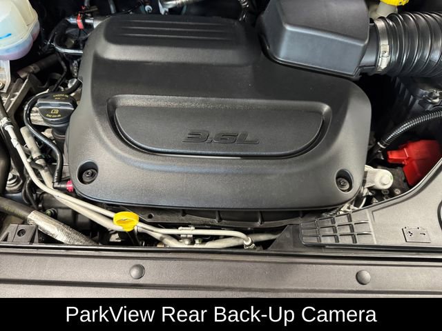 Used 2024 Chrysler Pacifica Touring-L image 7