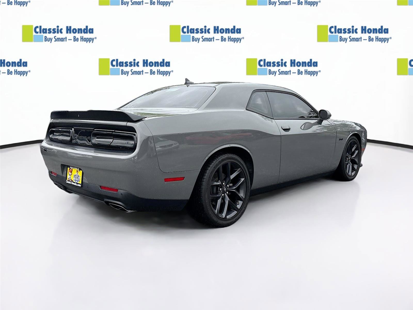 Used 2023 Dodge Challenger R/T w/ Blacktop Package image 8