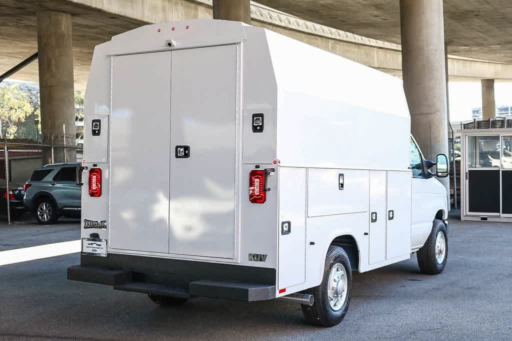 New 2026 Ford E-350 and Econoline 350 Super Duty w/ Power Equipment Group RWD image 9