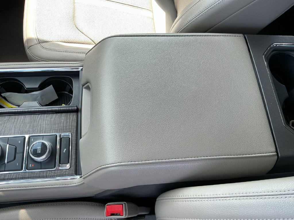 Used 2021 Ford Expedition Limited AWD/4WD image 11