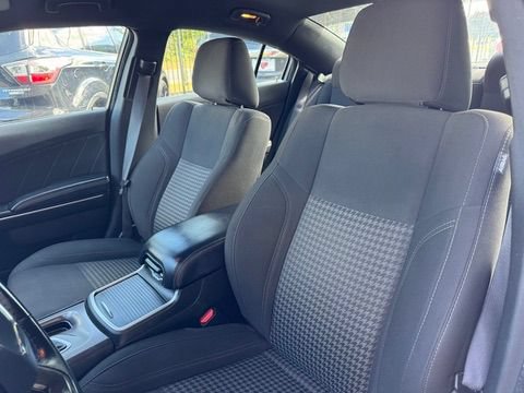 Used 2023 Dodge Charger SXT RWD image 11