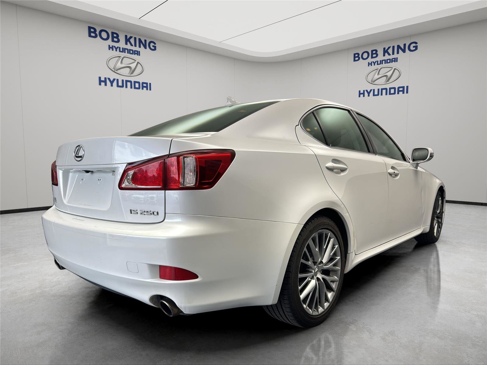 Used 2011 Lexus IS 250 w/ Premium Pkg Value Edition image 5