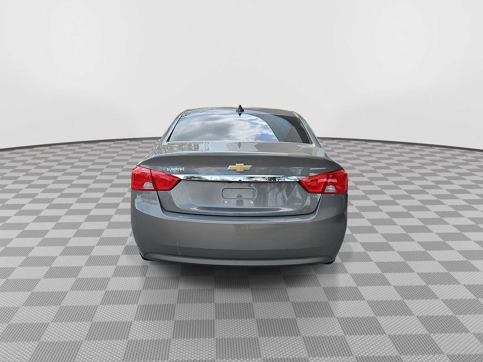 Used 2019 Chevrolet Impala LT image 7