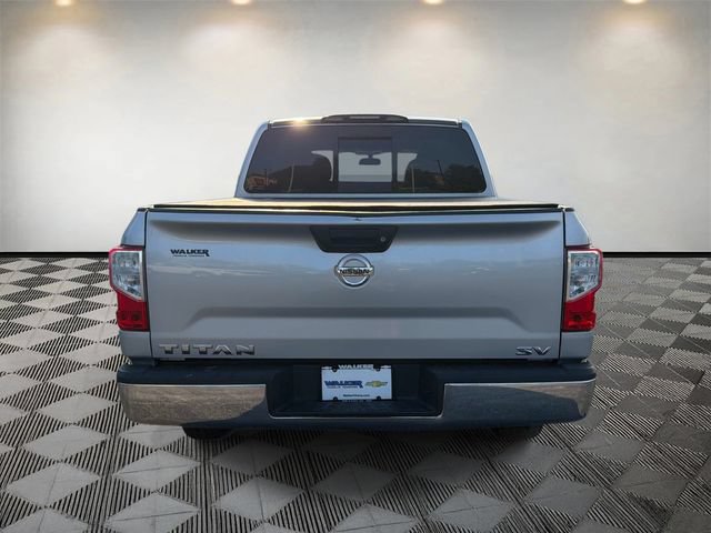 Used 2017 Nissan Titan SV RWD image 6