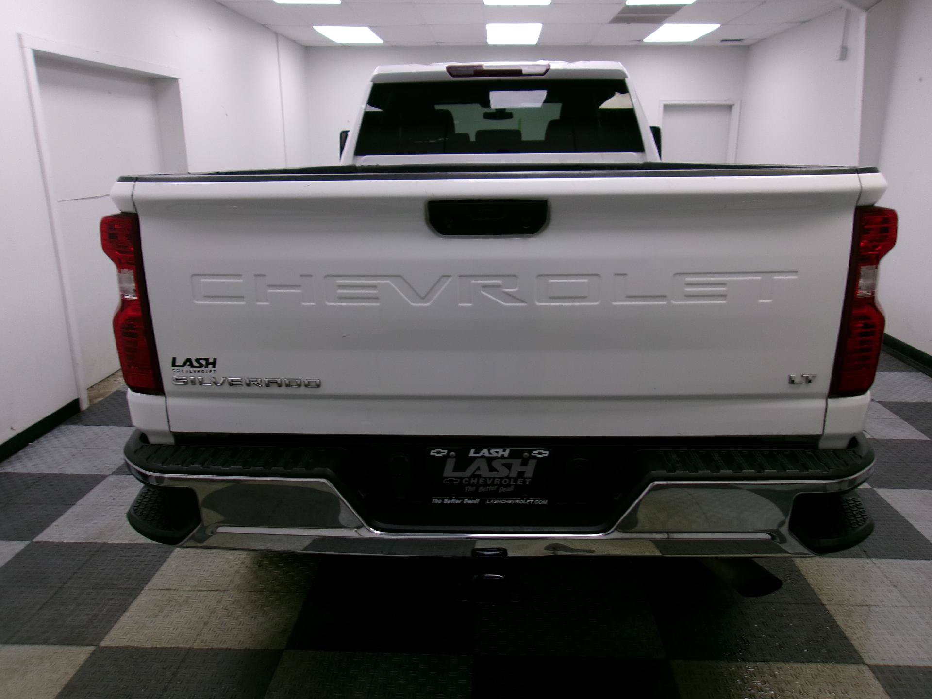 Used 2021 Chevrolet Silverado 2500 LT AWD/4WD image 11