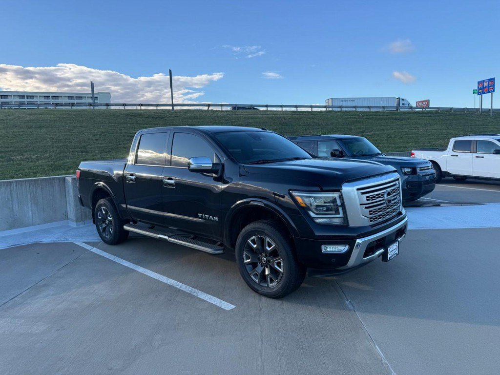 Used 2021 Nissan Titan Platinum Reserve w/ Moonroof Package AWD/4WD image 2
