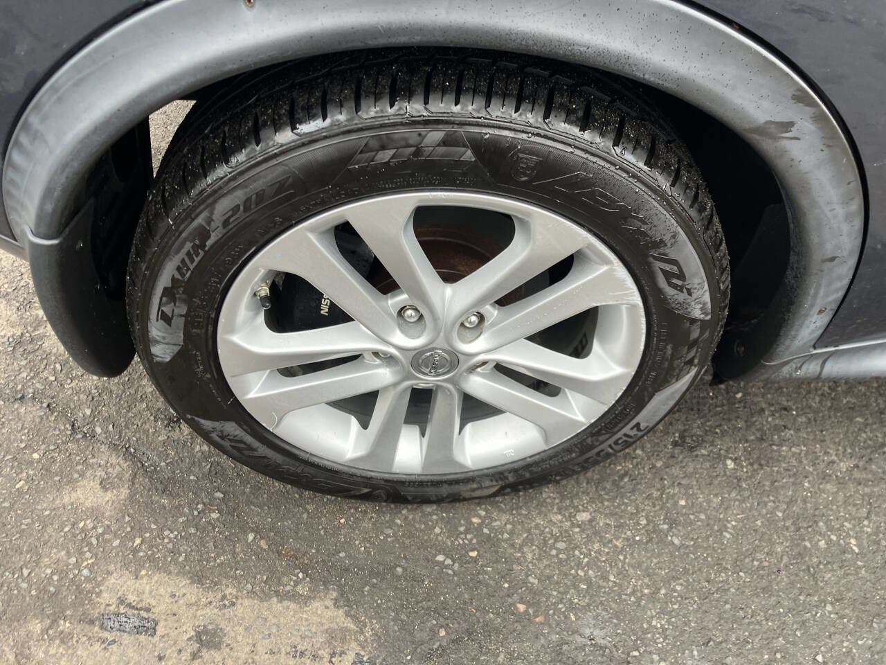 Used 2011 Nissan Juke SL image 16