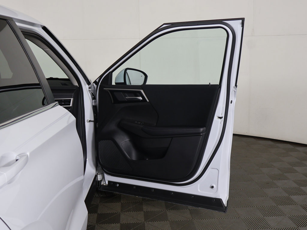 Used 2024 Mitsubishi Outlander ES AWD/4WD image 17