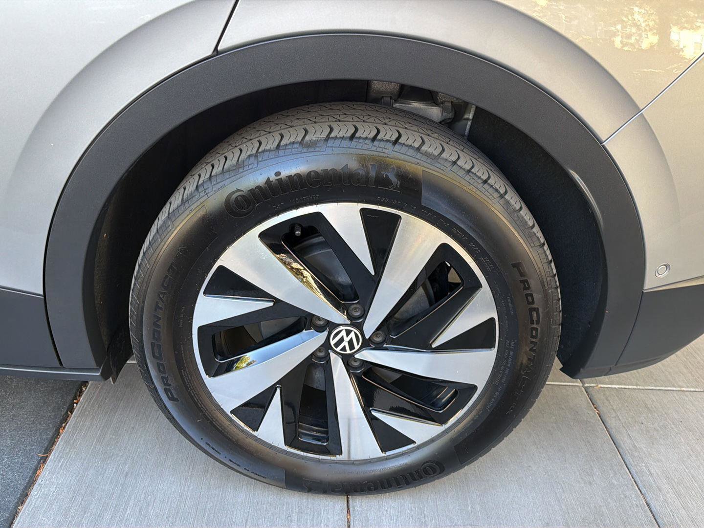 Certified 2024 Volkswagen ID.4 Pro RWD image 12