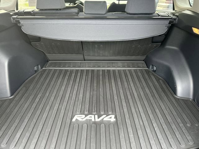 Certified 2019 Toyota RAV4 XLE w/ Convenience Package image 23