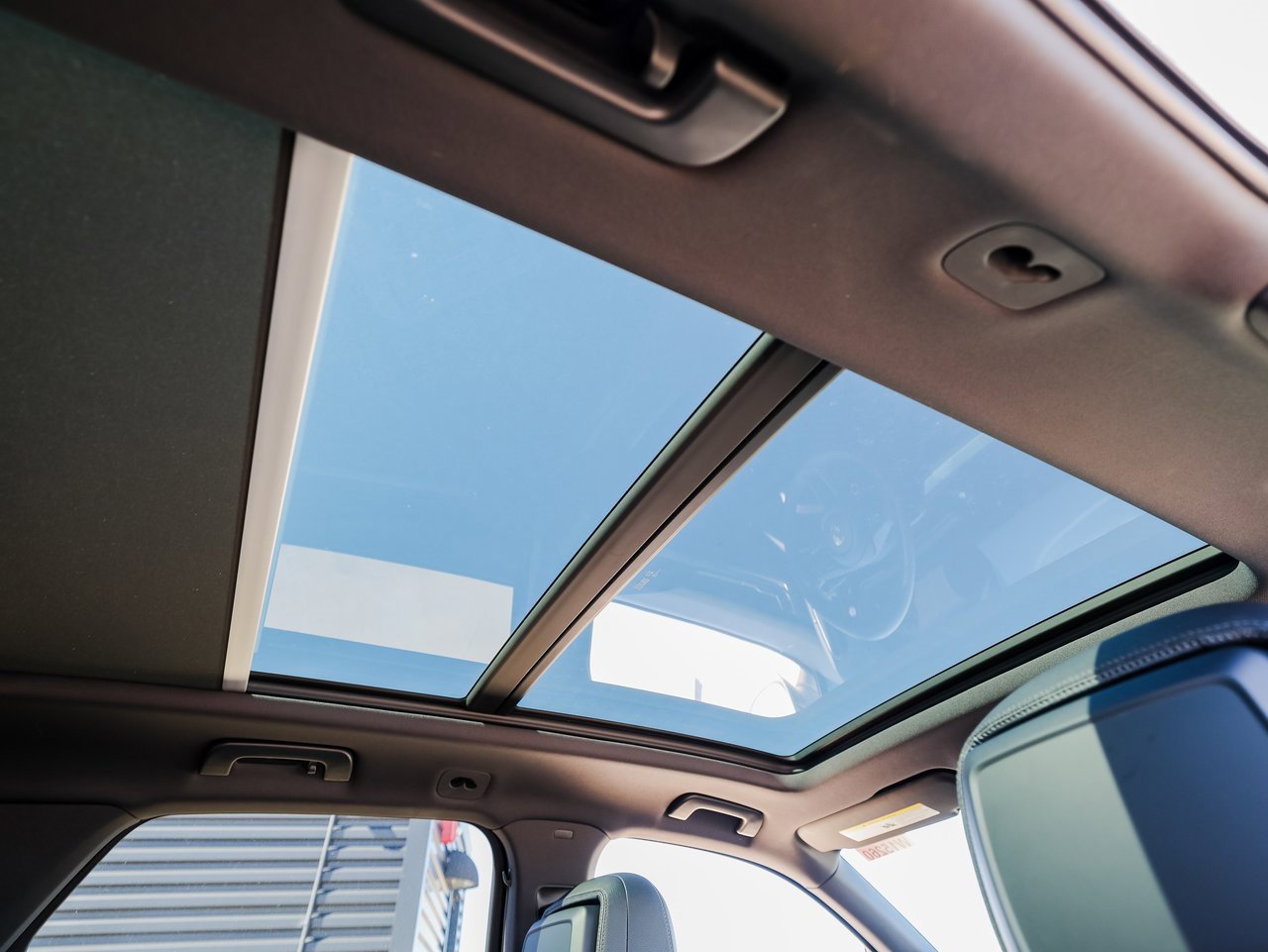 Certified 2025 Porsche Cayenne image 29