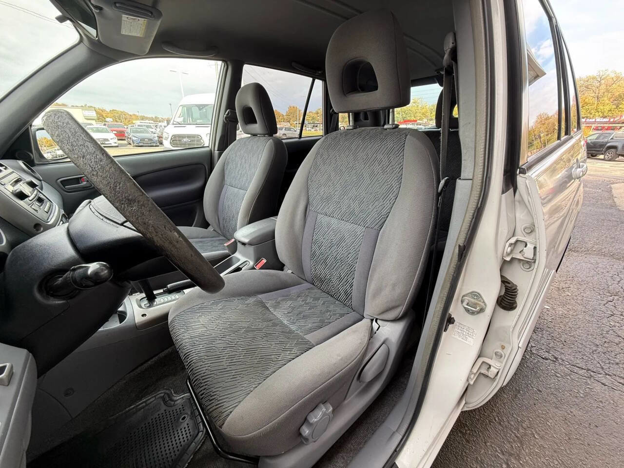 Used 2003 Toyota RAV4 2WD image 13