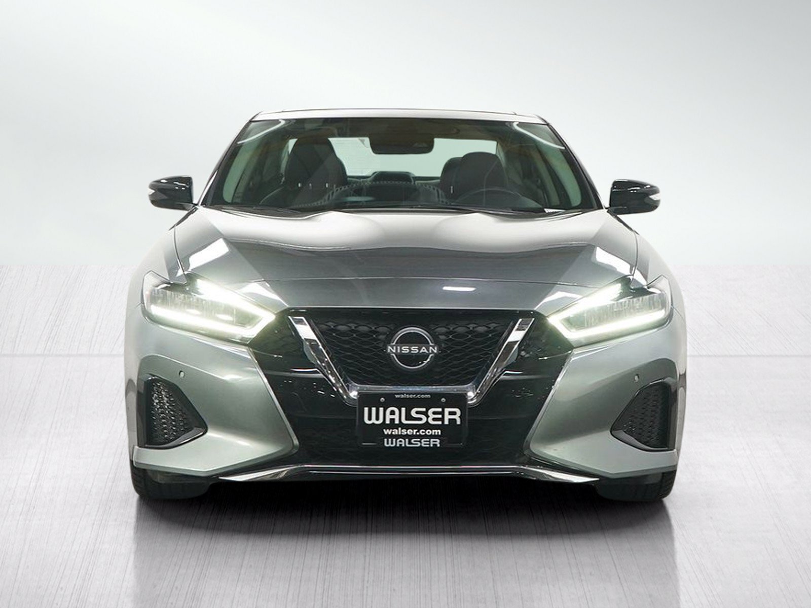 Used 2023 Nissan Maxima SL FWD image 8