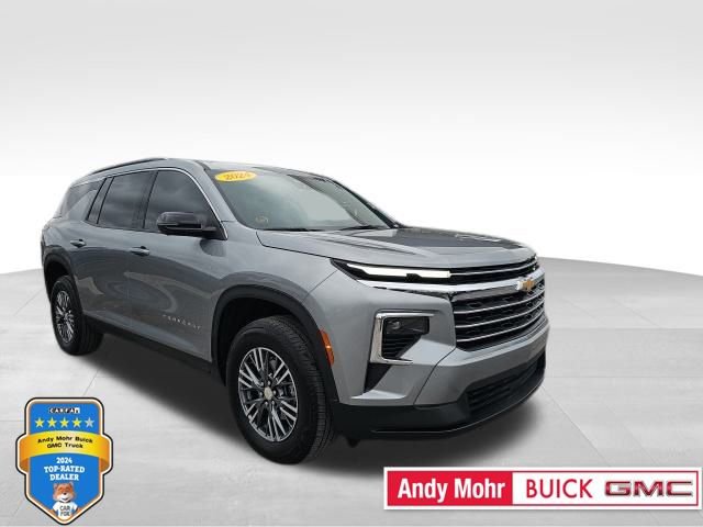 Used 2024 Chevrolet Traverse LT
