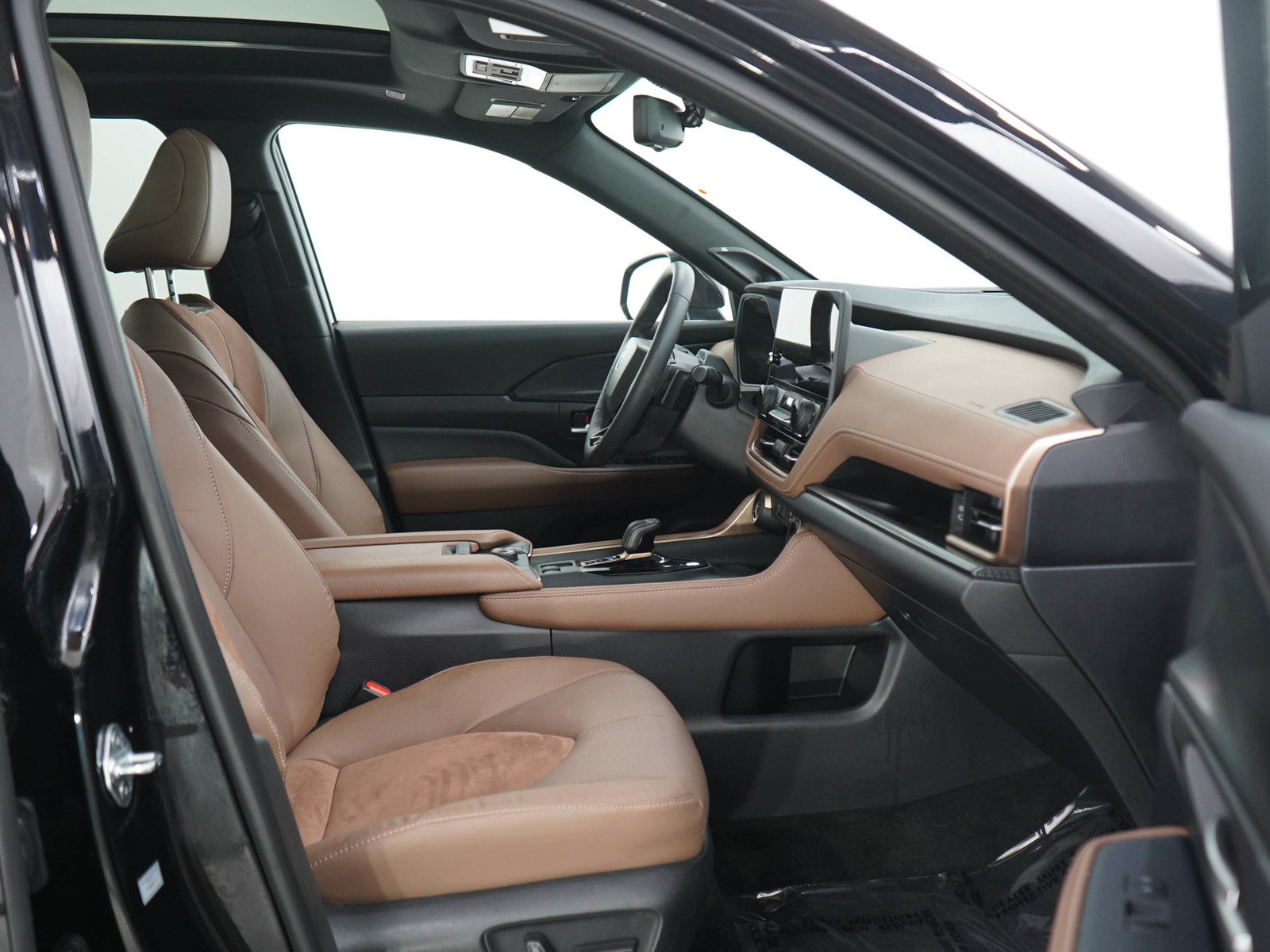 Used 2025 Toyota Grand Highlander AWD Hybrid image 11