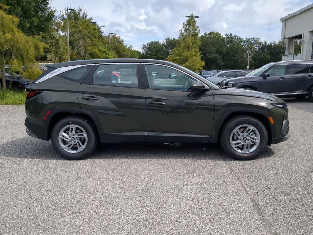 New 2026 Hyundai Tucson SE image 8