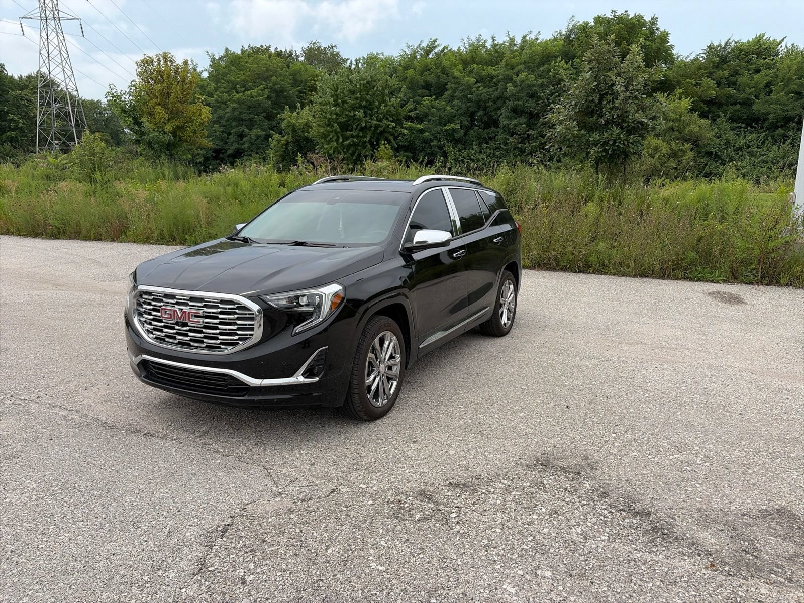 Used 2018 GMC Terrain Denali w/ Advanced Safety Package AWD/4WD image 19