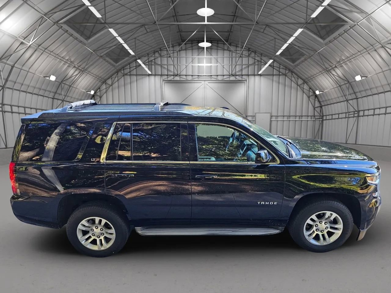 Used 2019 Chevrolet Tahoe LT image 12