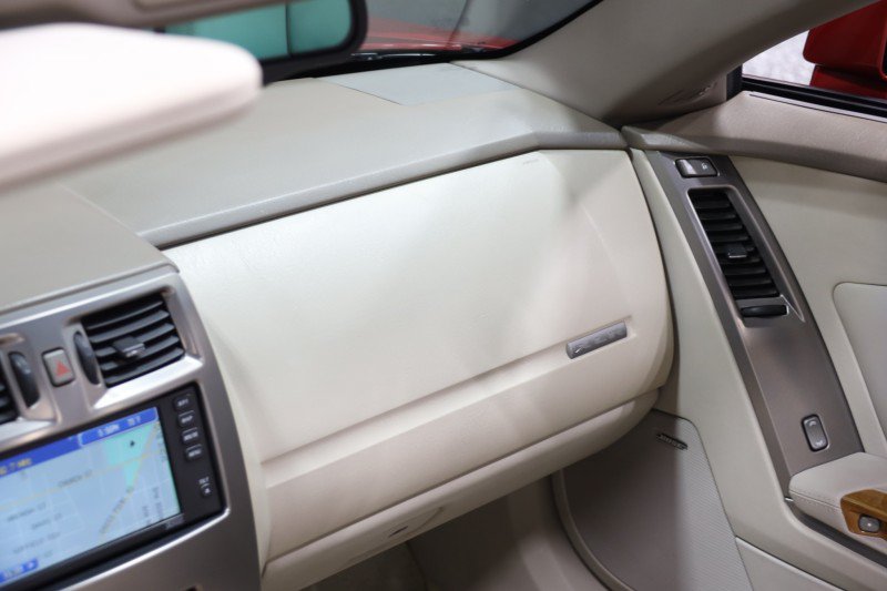 Used 2005 Cadillac XLR RWD image 54