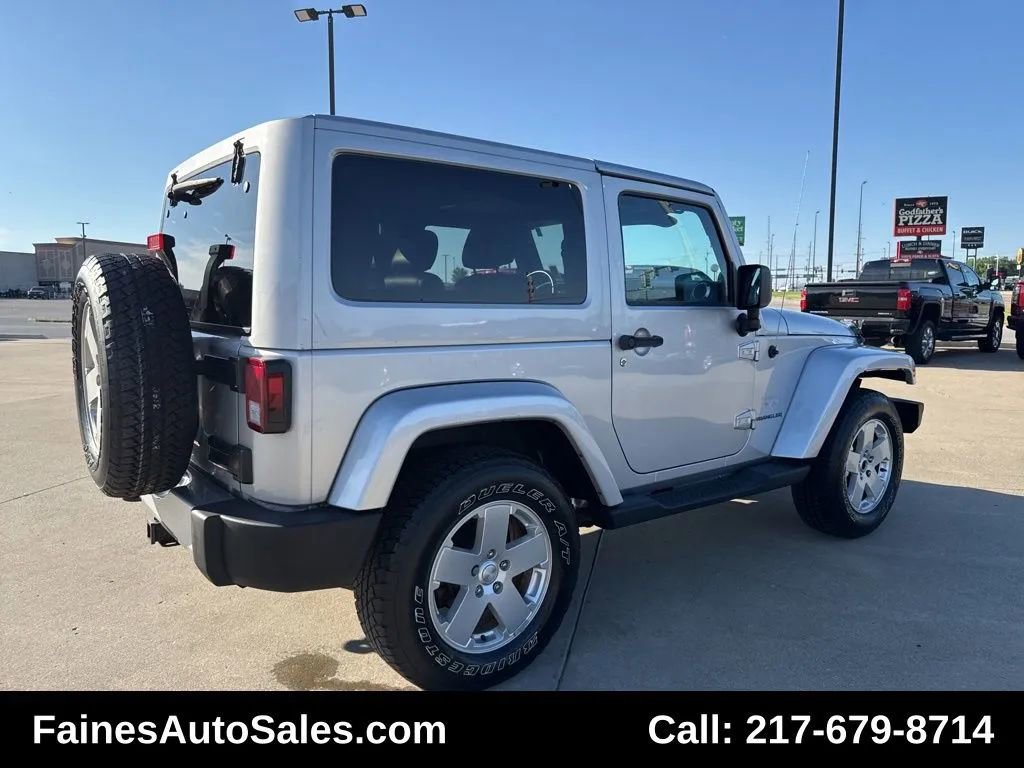 Used 2012 Jeep Wrangler Sahara w/ Dual Top Group image 20
