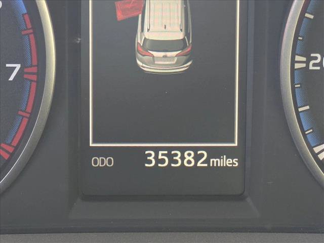 Used 2017 Toyota RAV4 XLE image 10