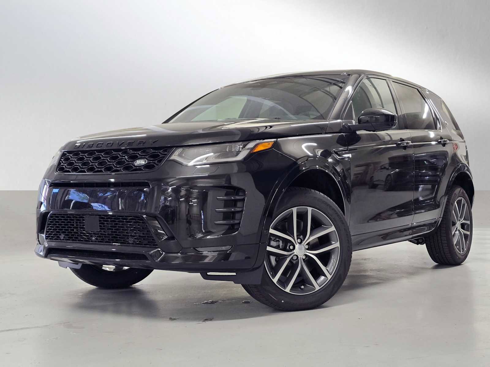 New 2026 Land Rover Discovery Sport Landmark AWD/4WD image 1