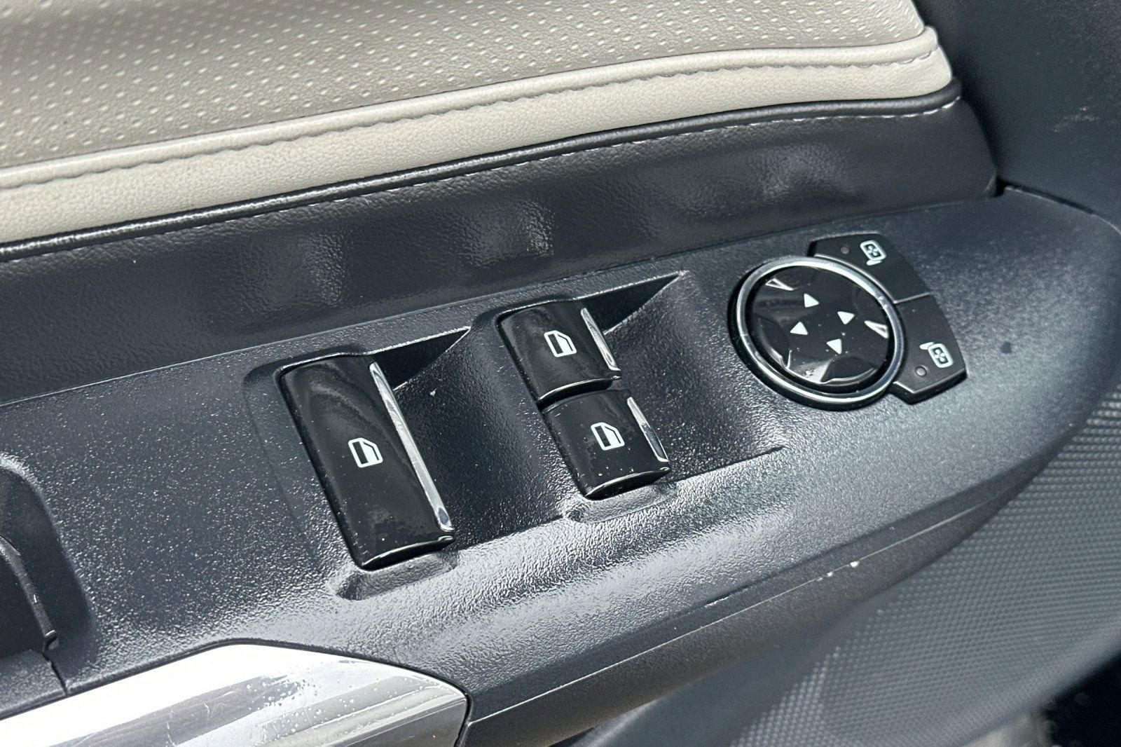 Used 2024 Ford Mustang Premium RWD image 13