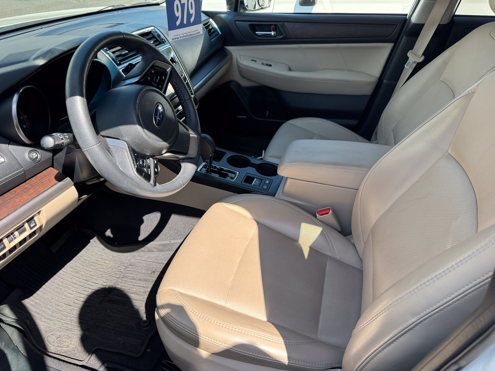 Used 2019 Subaru Outback 3.6R Limited w/ Popular Package #2 AWD/4WD image 3