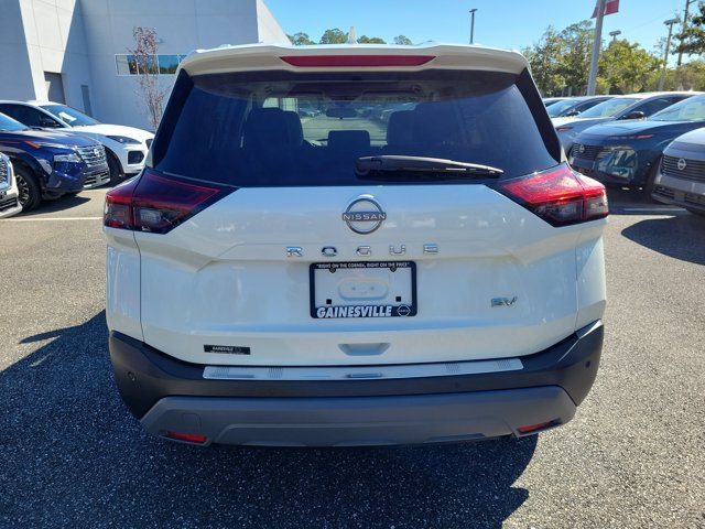 Used 2023 Nissan Rogue SV w/ SV Premium B Package FWD image 8