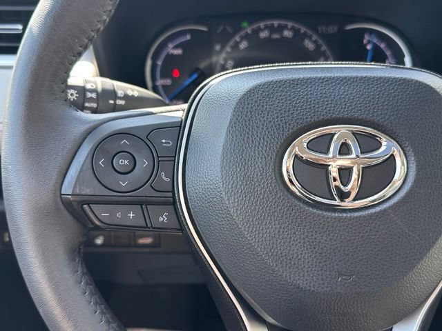 Used 2023 Toyota RAV4 XLE Premium AWD/4WD image 22