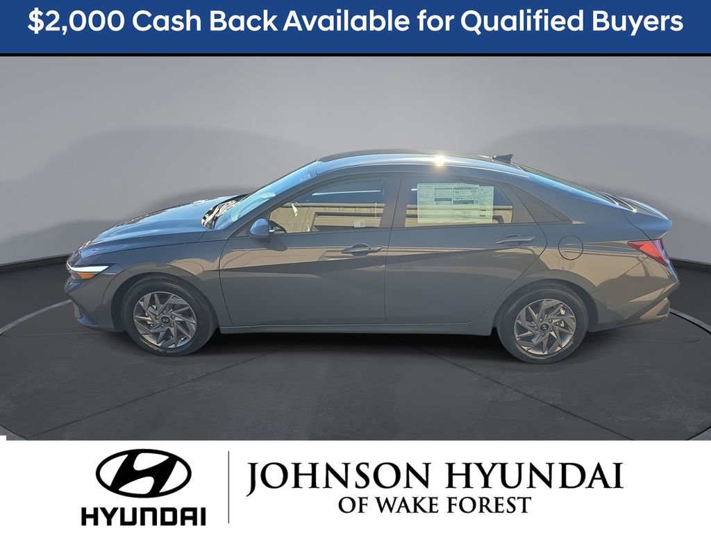 New 2026 Hyundai Elantra Blue image 17