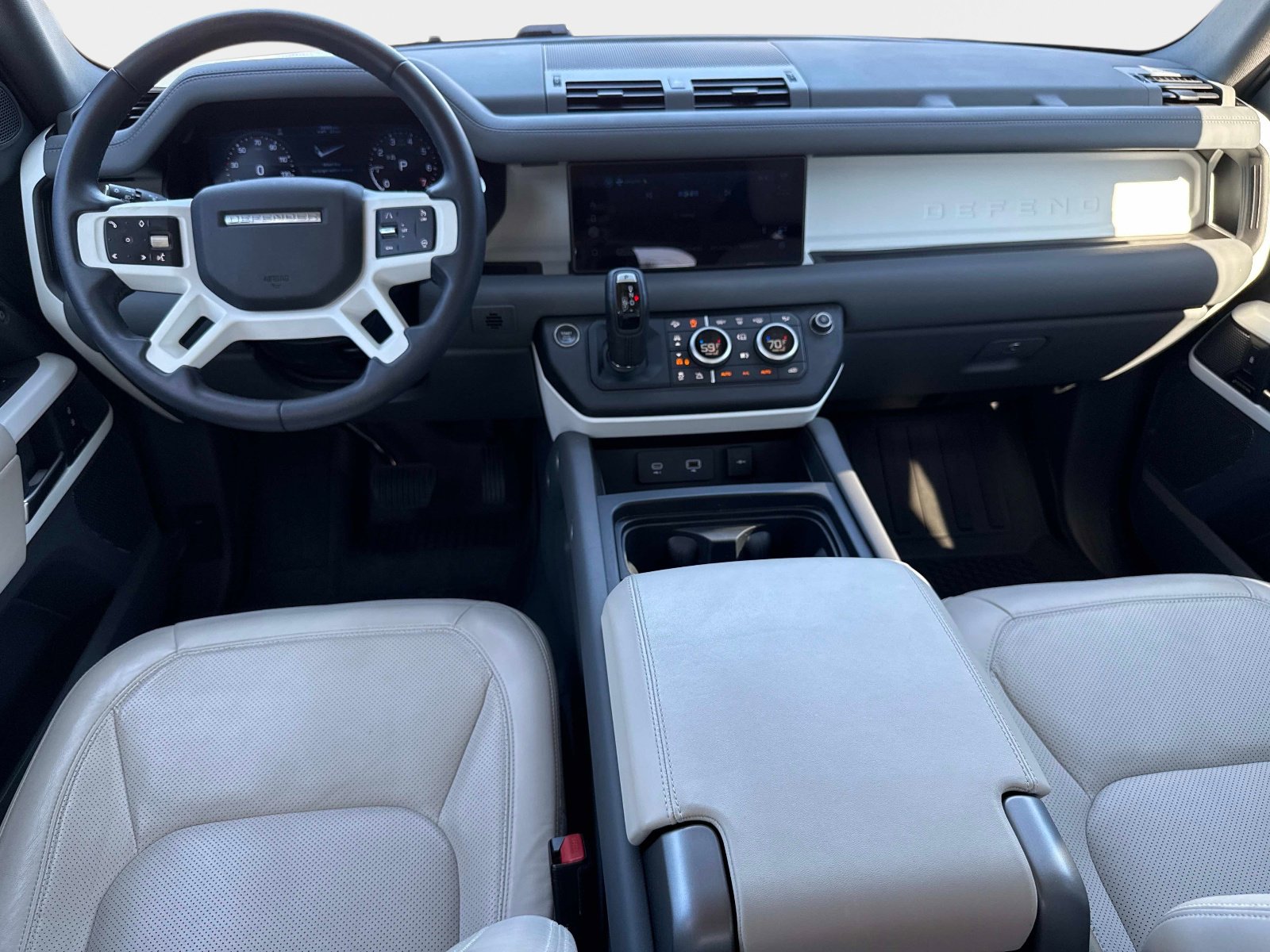 Used 2023 Land Rover Defender 110 S AWD/4WD image 16