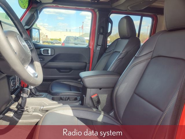 Used 2025 Jeep Wrangler Sahara w/ Safety Group AWD/4WD image 12