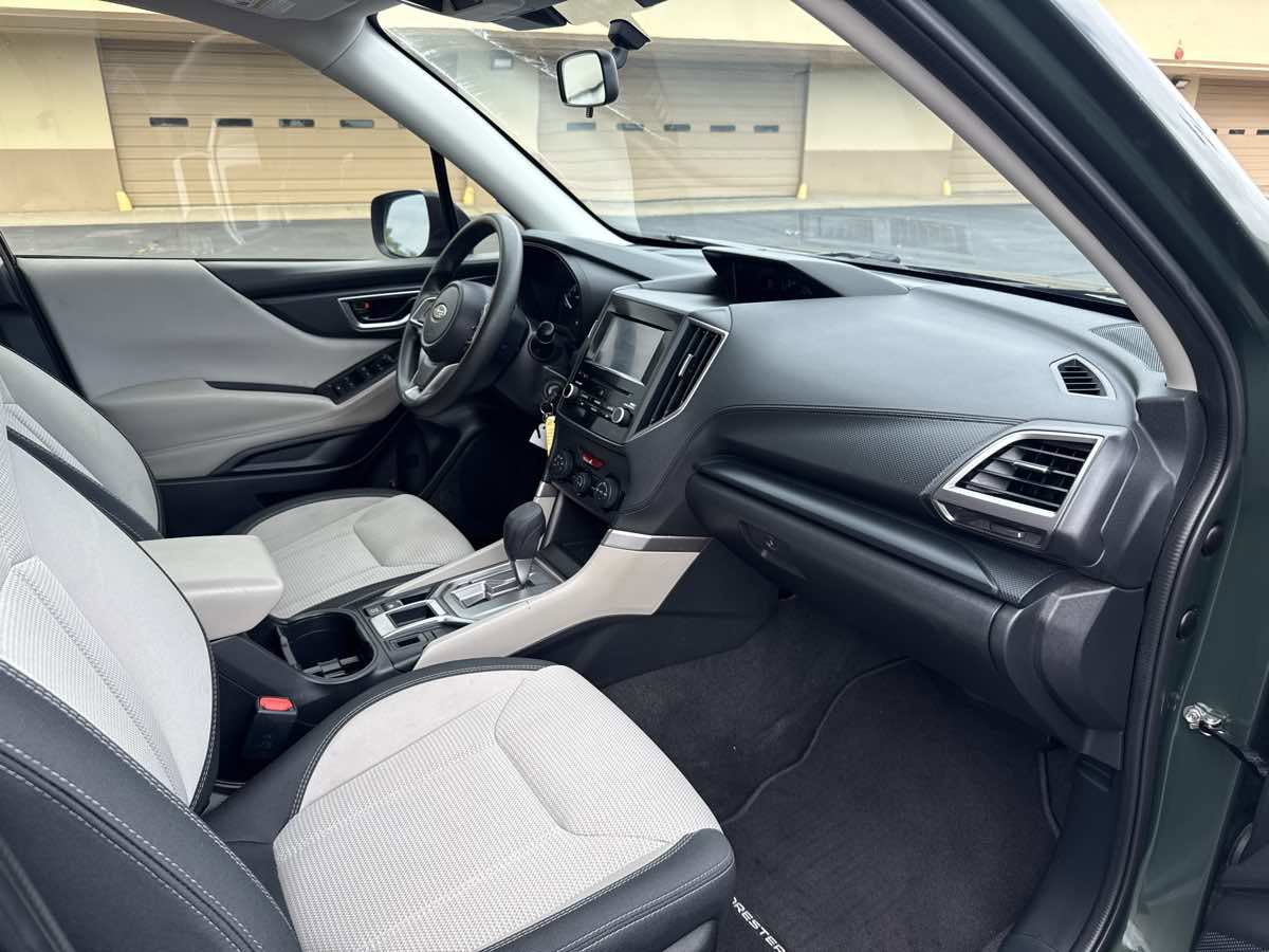 Used 2023 Subaru Forester Premium image 17